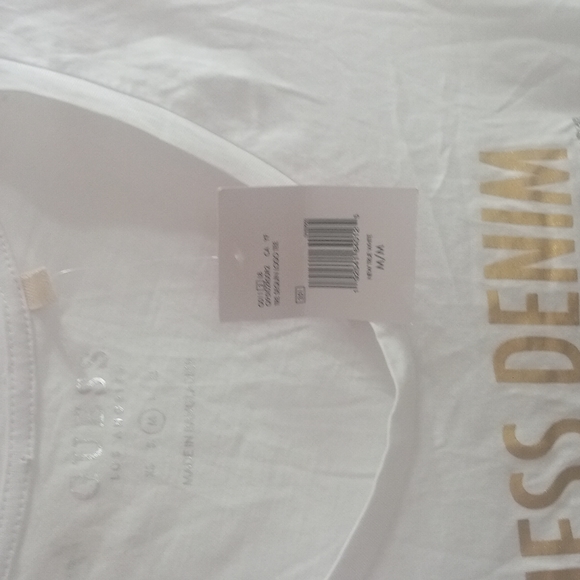Guess t-shirt - Picture 2 of 2